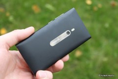   Nokia Lumia 800:   Nokia  Windows Phone