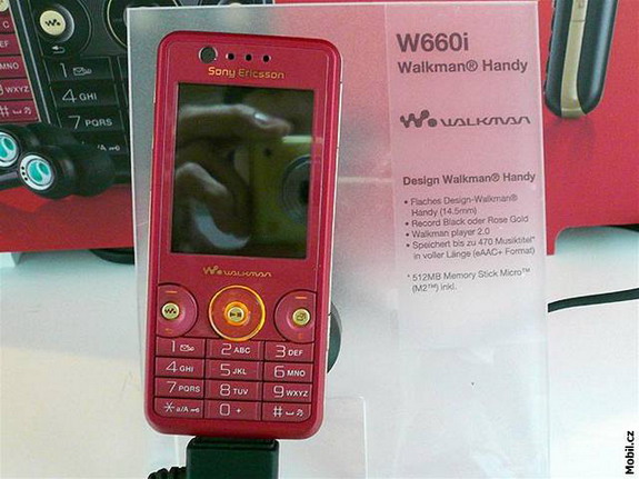 Sony Ericsson W660