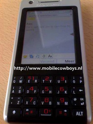 Sony Ericsson P700i