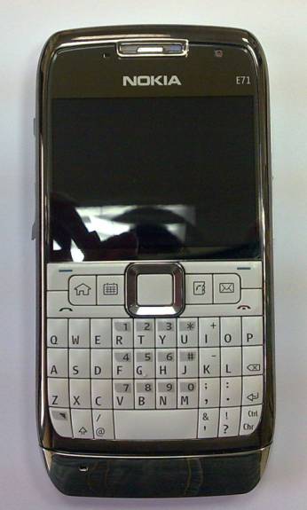 Nokia E71