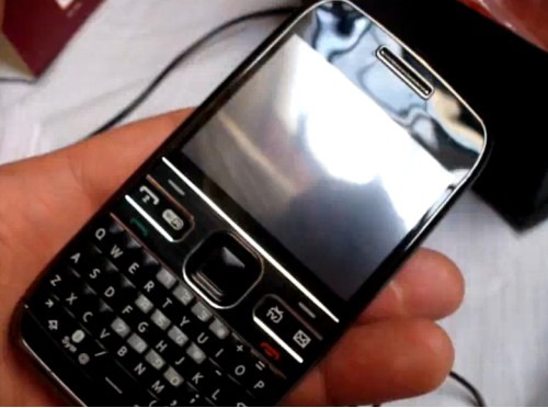 Nokia E72