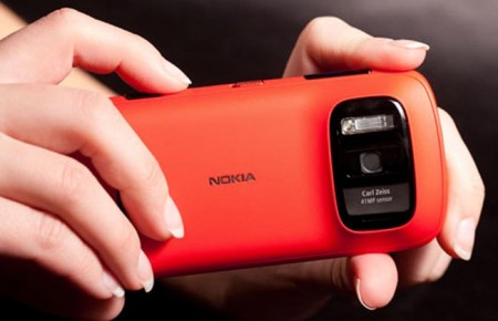 Nokia 808 PureView